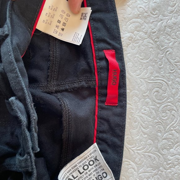 Hugo Boss Black Jeans size 30/32 - Picture 3 of 3